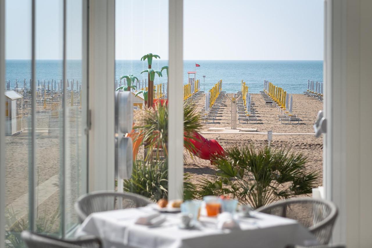 Unico Hotel Caorle Exterior foto